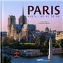 Paris entre ciel et Seine