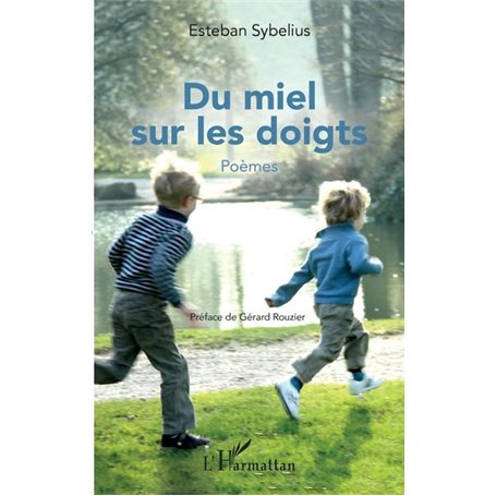 Du miel sur les doigts