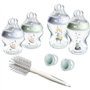 Tommee Tippee Biberon Kit Naissance Nouveau-Né Natural Start, Tétine, Anti-Colique, Auto-stérilisant, Bleu