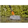 Balai de Lavage avec grattoir de Gardena : Brosse de récurage Cleansystem avec buse Plate et Bord de raclage (5568-20)