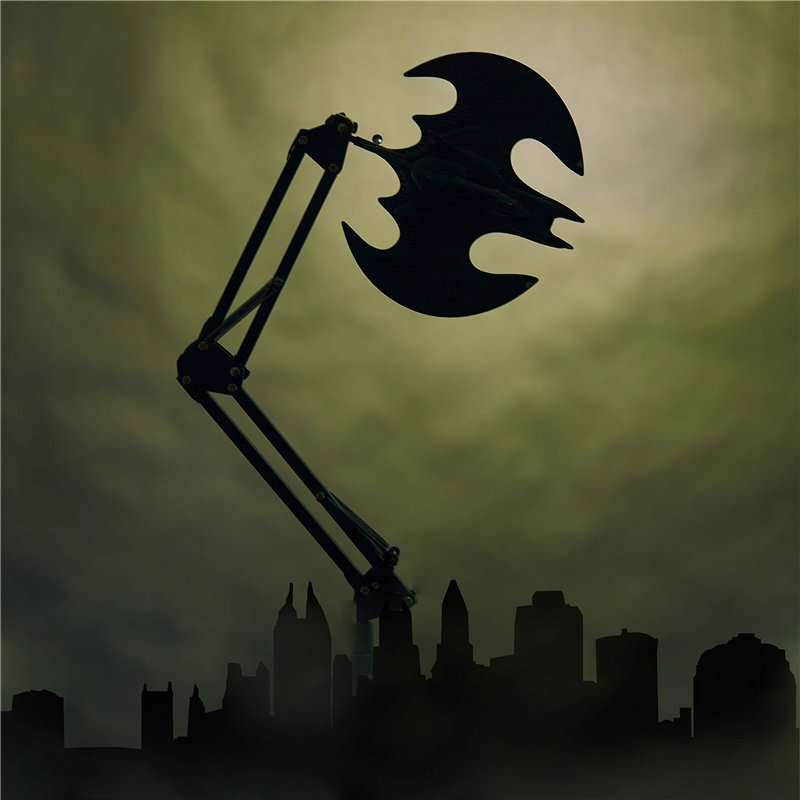 Image secondaire de Lampe Posable Batman Batwing - Officiellement Licenciée DC Comics, Lampe Flexible de Bureau, Idéale pour Bureau & Maison, Collec