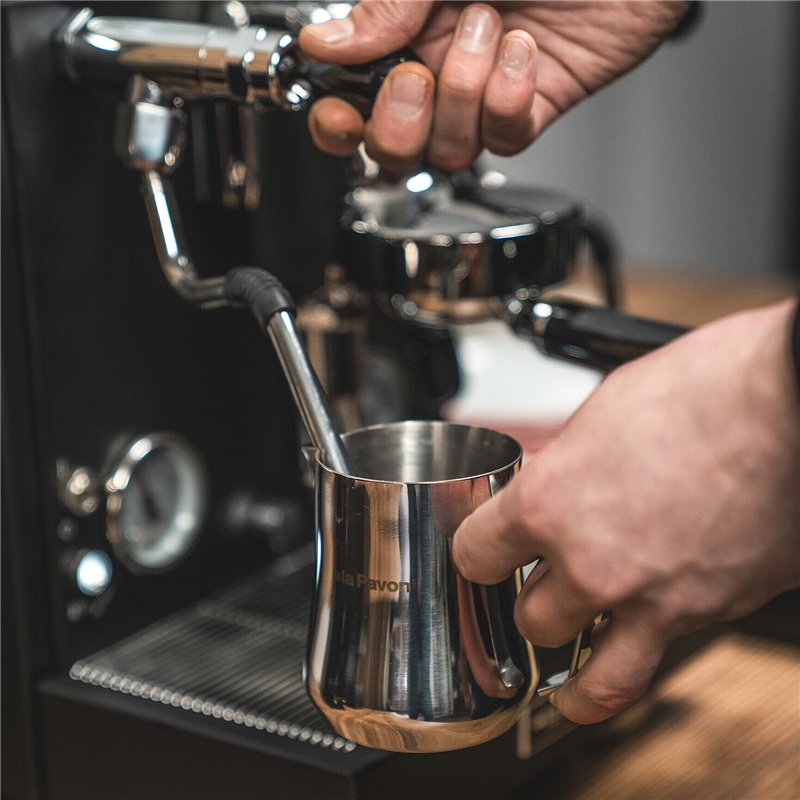 Image secondaire de La Pavoni LPSCVB01EU, Machine à café semi-professionnelle Cellini Evolution, Black mat