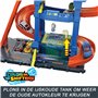 Hot Wheels Let’s Race Netflix - City Le Tunnel de Lavage Coffret Circuit avec 1 véhicule Color Shifters à l’échelle 1/64, HTN80