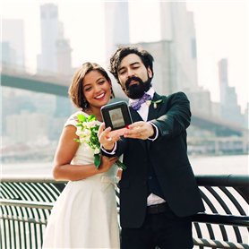 Revlon Super Lustrous Glimmer Gloss – Gloss repulpant lèvres hydratant