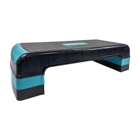 Rebecca Mobili Step d'Aérobic