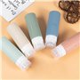 Carehabi 5 Pièces Flacon Voyage Silicone 100ml Avion, Contenant Vide Flacons Bouteilles à Remplir, pour Shampooing, Gel Douche, 