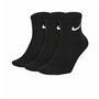 Chaussettes de Sport Nike U NK EVERYDAY LTWT ANKLE 3PR SX7677 010 Noir