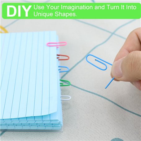 Fisher-Price Thomas et ses Amis Locomotive Motorisée James classique avec wagon de chargement, stimule le jeu et l’imagination d