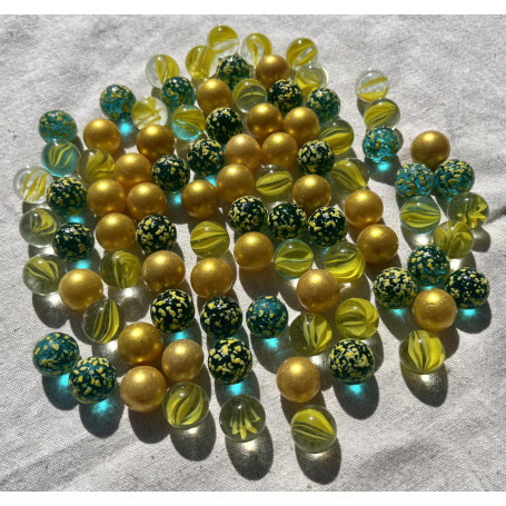 FAIRY TAIL & GLITZER FEE Lot de 100 billes multicolores en verre - Mélange doré et vert - 16 mm - Grand jeu de billes - Décorati