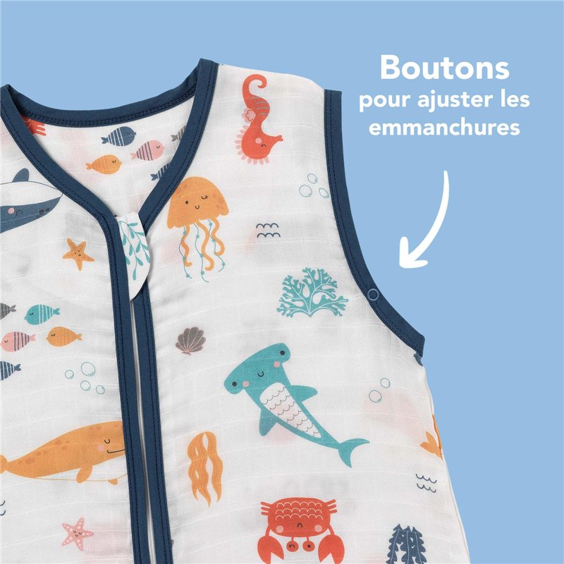 goki 56308 - Boîte de 112 Cartes et 5 dés - Kit de Jeu pour Enfants - Cartes à Jouer Robustes et dés dans Une boîte en Bois - À 