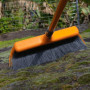Balai d'extérieur avec Manche Extensible et Brosse incurvée - VENTEO - Balai de Jardin Tous Types de sols et pour Toutes Les Sai