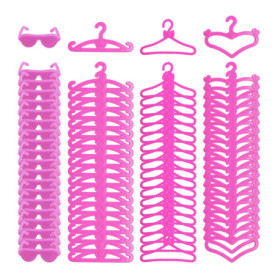 HDGSAFD Mini Cintres en Plastique 60 Pièces Et 2 Mini Lunettes, Accessoires pour Maison De Poupée, Cintres pour Vêtements De Pou