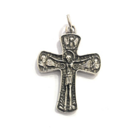 Croix de Torreciudad en métal avec plaqué argent 5 µm. Dimensions : 42 x 34 mm