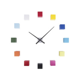 Karlsson KA5698MC Horloge murale, Plastique, Multicolore, Taille uniq, D41cm Cubes H6 x 6 x 5,5 cm