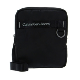 Calvin Klein Jeans Sac Bandoulière Homme Ultralight Reporter Petit Modèle Jean, Noir (Black), Taille Standard