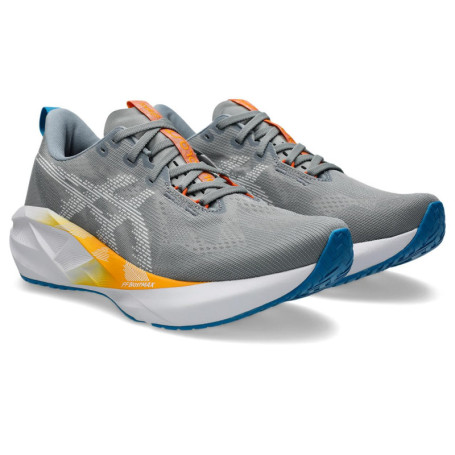 Chaussures de Running ASICS NOVABLAST 5 - Confort et Performance