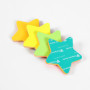 Lot de 4 blocs-notes autocollants en forme d'étoile - 5 couleurs fluo