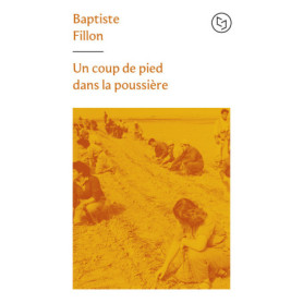 Un coup de pied dans la poussière