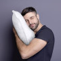 Utopia Bedding Oreillers 60x60cm Lot de 2, Coussins de Lit Blanc | Doux et Confortables, Garnissage Moelleux, Housse Respirante,