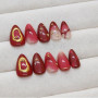GlamRays 30 pièces Ongles Autocollants Rouges, Faux Ongles Amande Courts avec étoiles dorées en 3D, Design Perle, Press-ons, rec